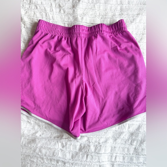 DANSKIN NOW, women’s pink shorts - Picture 4 of 4